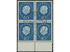 1959, Heuss Medallion 7-70 Pfg., kpl. in 4er-Blocks, 40 Pfg. mit Unterrand bzw. die übrigen mit Oberrand, sauber gestempelt “