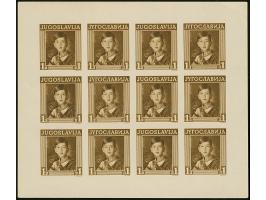 1935, King Peter II. 1 din. brown, Essay of Unaccepted Design in miniature sheet of 12, unused without gum, corner crease at 