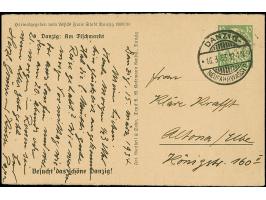 HALBAMTLICHE POSTKARTE: 1934, Winterhilfswerk 10 Pfg. grün, 3 Stück ( ‘Rathausturm’ und ‘Am Fischmarkt’) sauber bedarfsgebrau