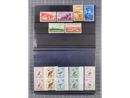 1900/80, Collection unused including newspaper set 1909, Star and Crescent 1922/23, Red Crescent issues with perforation erro