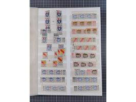 1945/49, postfrische, ungebrauchte und gestempelte Partie in 3 Steckbüchern, dabei u.a. 3 Rotkreuz-Blocks mit Fotoattesten We