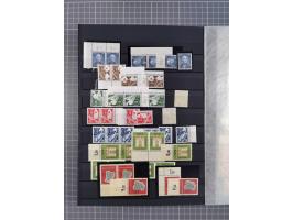 1948/65 (ca.), postfrische, wenig ungebrauchte und gestempelte reichhaltige Partie in vier Steckbüchern, dabei mehrere Postho