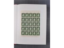 1948/65 (ca.), postfrische, wenig ungebrauchte und gestempelte reichhaltige Partie in vier Steckbüchern, dabei mehrere Postho