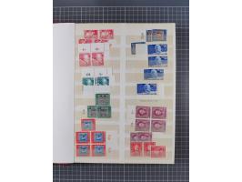 1948/65 (ca.), postfrische, wenig ungebrauchte und gestempelte reichhaltige Partie in vier Steckbüchern, dabei mehrere Postho