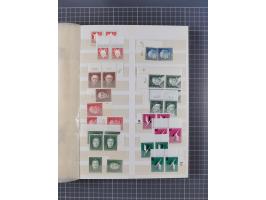 1948/65 (ca.), postfrische, wenig ungebrauchte und gestempelte reichhaltige Partie in vier Steckbüchern, dabei mehrere Postho