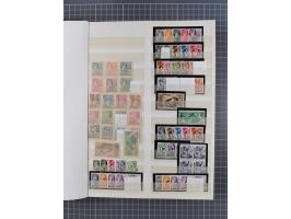 1920/59, postfrische, ungebrauchte und gestempelte interessante Partie in 2 Steckbüchern, dabei diverse Sätze Mi. 1-17, 30 (4