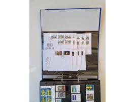2000/15, postfrische und gestempelte, in den Hauptnummern je überkomplette Sammlung, dabei Marken je einzeln und in Viererblo