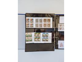 2000/15, postfrische und gestempelte, in den Hauptnummern je überkomplette Sammlung, dabei Marken je einzeln und in Viererblo