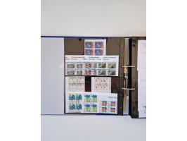 2000/15, postfrische und gestempelte, in den Hauptnummern je überkomplette Sammlung, dabei Marken je einzeln und in Viererblo