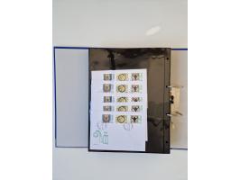 2000/15, postfrische und gestempelte, in den Hauptnummern je überkomplette Sammlung, dabei Marken je einzeln und in Viererblo