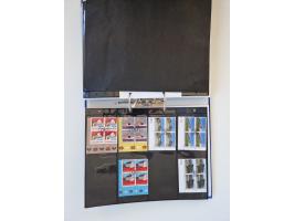 2000/15, postfrische und gestempelte, in den Hauptnummern je überkomplette Sammlung, dabei Marken je einzeln und in Viererblo