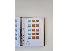 2000/15, postfrische und gestempelte, in den Hauptnummern je überkomplette Sammlung, dabei Marken je einzeln und in Viererblo