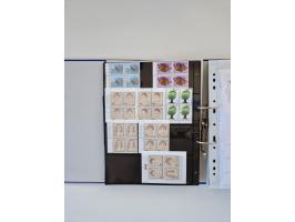 2000/15, postfrische und gestempelte, in den Hauptnummern je überkomplette Sammlung, dabei Marken je einzeln und in Viererblo