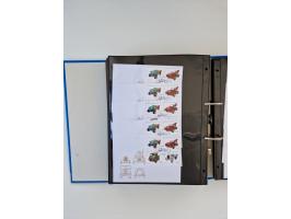 2000/15, postfrische und gestempelte, in den Hauptnummern je überkomplette Sammlung, dabei Marken je einzeln und in Viererblo