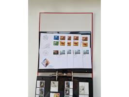 2000/15, postfrische und gestempelte, in den Hauptnummern je überkomplette Sammlung, dabei Marken je einzeln und in Viererblo