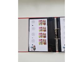 2000/15, postfrische und gestempelte, in den Hauptnummern je überkomplette Sammlung, dabei Marken je einzeln und in Viererblo