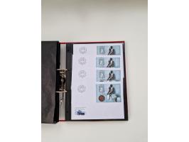 2000/15, postfrische und gestempelte, in den Hauptnummern je überkomplette Sammlung, dabei Marken je einzeln und in Viererblo