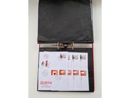 2000/15, postfrische und gestempelte, in den Hauptnummern je überkomplette Sammlung, dabei Marken je einzeln und in Viererblo