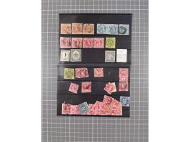 1850-1918, Partie in Tüten und Steckkarten ab Kreuzer Ausgabe, dabei 1 Kr. rosa im Paar vom rechten Rand auf Kabinettbriefstü