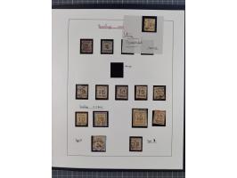 1870, gestempelte Sammlung mit über 110 Marken, spezialisiert mit Farben, Plattenfehlern und weiteren Besonderheiten, dabei M