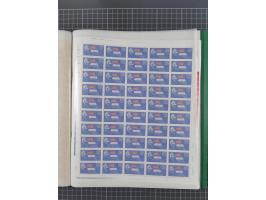 1946/63, 32 meist postfrische Bogen, dabei Allii. Besetzung Mi.-Nr. &nbsp;911 DZ F und 918 DZ F, sowie DDR