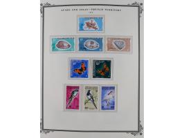 1967/78, Collection on 20 Scott Album leaves, mint never hinged, including postage due stamps, very fine