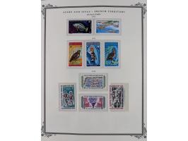 1967/78, Collection on 20 Scott Album leaves, mint never hinged, including postage due stamps, very fine