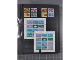 1978/2017, in den Hauptnummern je postfrische und gestempelte komplette Sammlung, Frankaturwert ca. 1600 CHF, in drei Alben