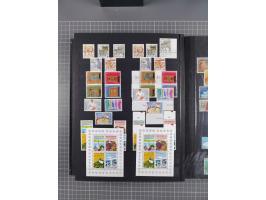 1978/2017, in den Hauptnummern je postfrische und gestempelte komplette Sammlung, Frankaturwert ca. 1600 CHF, in drei Alben