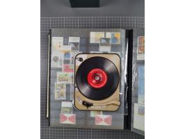 1978/2017, in den Hauptnummern je postfrische und gestempelte komplette Sammlung, Frankaturwert ca. 1600 CHF, in drei Alben