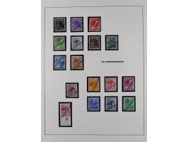 1948, Bezirkshandstempel, 2-bändige Sammlung mit hunderten von Einzelwerten und vielen Einheiten, postfrisch und wenig ungebr