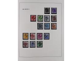 1948, Bezirkshandstempel, 2-bändige Sammlung mit hunderten von Einzelwerten und vielen Einheiten, postfrisch und wenig ungebr