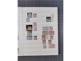 1880/1940 (ca.), interessante Partie in 6 Steckbüchern, dabei u.a. Kolonien sowie schöner Teil Infla mit vielen guten signier