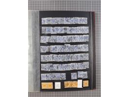 1880/1940 (ca.), interessante Partie in 6 Steckbüchern, dabei u.a. Kolonien sowie schöner Teil Infla mit vielen guten signier