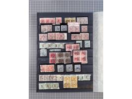 1880/1940 (ca.), interessante Partie in 6 Steckbüchern, dabei u.a. Kolonien sowie schöner Teil Infla mit vielen guten signier