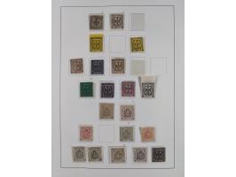 1852/60, Collection on eight album pages with good parts Papal States, Modena and Sicilia, only few reprints, mostly fine. Si