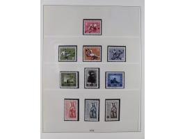 1912/1988, anfangs meist gestempelte/ungebrauchte, ab 1965-88 in den Hauptnummern augenscheinlich komplette postfrische Samml