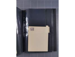 1888/1915, Ganzsachensammlung im Album in beiden Erhaltungen, meist verschiedene mit Antwortkarten, Streifbändern, Umschlägen