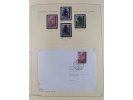 1856/1995, sehr umfangreiche Sammlung in 24 Bänden, dabei kleiner Teil Vor- und Mitläufer mit Belegen, Mi. 1-3 überkomplett u