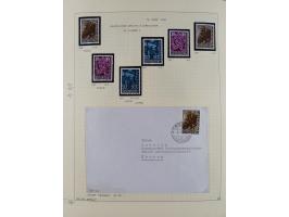 1856/1995, sehr umfangreiche Sammlung in 24 Bänden, dabei kleiner Teil Vor- und Mitläufer mit Belegen, Mi. 1-3 überkomplett u