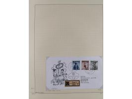 1918/2005, postfrische, anfangs teils ungebrauchte, und gestempelte Sammlung in 44 Alben und 2 Mappen. Vieles in beiden Erhal