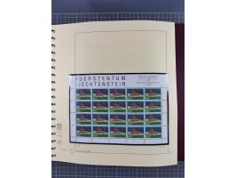 1996/2015, postfrische und gestempelte, in den Hauptnummern überkomplette Sammlung, in 18 Alben, fast alles in beiden Erhaltu