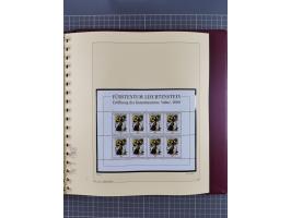 1996/2015, postfrische und gestempelte, in den Hauptnummern überkomplette Sammlung, in 18 Alben, fast alles in beiden Erhaltu