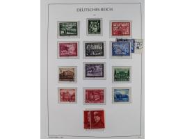 1872/1945, reichhaltige gestempelte Sammlung in 3 Bänden, dabei Brustschilde mit u.a. 21b und 27b + c, danach Mi. 66 (3), 78 
