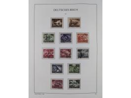 1872/1945, reichhaltige gestempelte Sammlung in 3 Bänden, dabei Brustschilde mit u.a. 21b und 27b + c, danach Mi. 66 (3), 78 