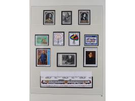 1945/98, mint never hinged, in the main catalogue numbers apparently complete collection, good condition, in two hingeless al