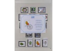 1945/98, mint never hinged, in the main catalogue numbers apparently complete collection, good condition, in two hingeless al