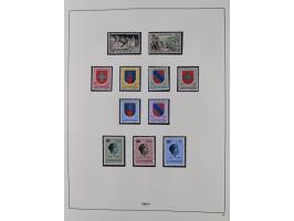 1945/98, mint never hinged, in the main catalogue numbers apparently complete collection, good condition, in two hingeless al