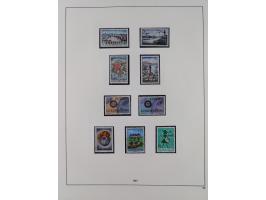 1945/98, mint never hinged, in the main catalogue numbers apparently complete collection, good condition, in two hingeless al