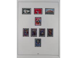 1945/98, mint never hinged, in the main catalogue numbers apparently complete collection, good condition, in two hingeless al